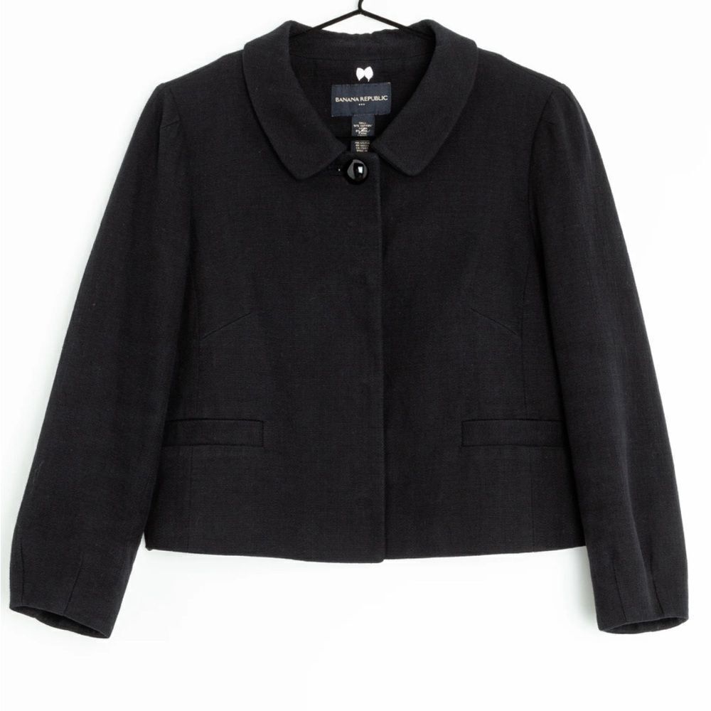 Banana Republic Black Rounded Collar Cropped Blazer